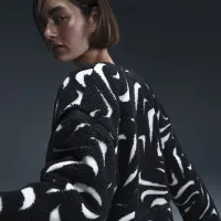 Nike Sportswear жіноча Loose High-Pile Куртка колір чорний
