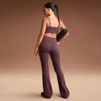 NikeSKIMS Matte жіноча З високою талією Slim Flaколір червоний лосіни колір червоний