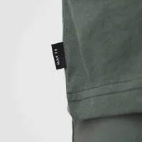 Nike Sportswear Premium Essentials чоловічі Pocket футболка колір зелений