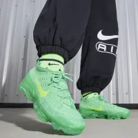 Nike Air VaporMax 2023 Flyknit жіноча Кросівки колір зелений