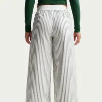 Nike Sportswear Chill Poplin женская Loose Mid-Rise Woven Striped Pants цвет зеленый