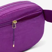 Nike Aura Crossbody сумка (2л) колір фіолетовий