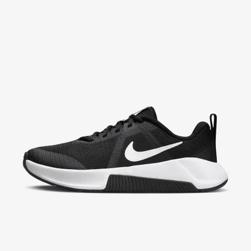 Nike MC Trainer 3 жіноча для тренування Кросівки колір чорний