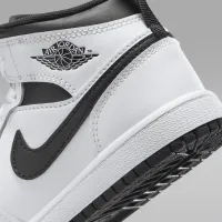 Nike Jordan 1 Mid Little дитячі Кросівки колір білий