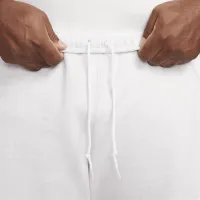 Nike Solo Swoosh мужские Fleece шорты цвет коричневый