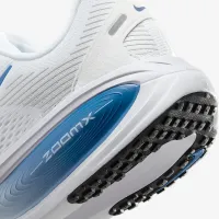 Nike Vomero 18 жіноча Road Running Кросівки колір білий