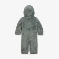 Nike Hooded Sherpa Coverall Baby Coverall цвет зеленый