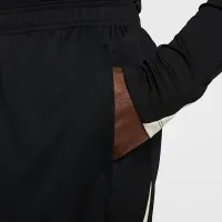 Liverpool FC Strike Special Edition мужские Nike Soccer Knit шорты цвет черный