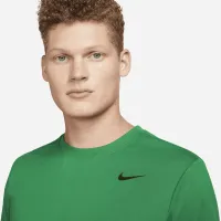 Nike Dri-FIT Legend чоловічі Fitness футболка колір зелений