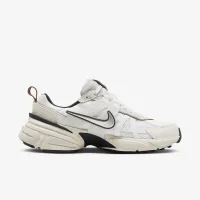 Nike V2K Run женская Кроссовки цвет белый