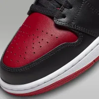 Nike Air Jordan 1 Low чоловічі Кросівки колір чорний