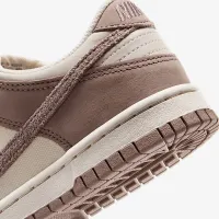 Nike Dunk Low SE Big дитячі Кросівки колір коричневий