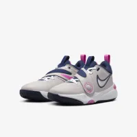 Nike Team Hustle D 11 Big дитячі баскетбольні Кросівки колір фіолетовий