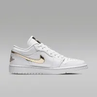 Nike Air Jordan 1 Low SE жіноча Кросівки колір білий