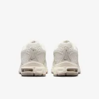 Nike Air Max Moto 2K женская Кроссовки цвет серый