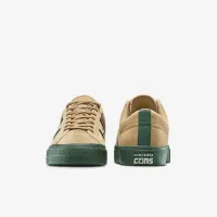 Nike Converse x UNDEFEATED One Star Academy Pro колір коричневий