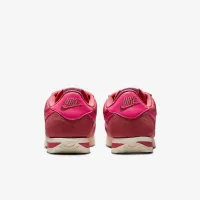 Nike Cortez Textile Кросівки колір червоний