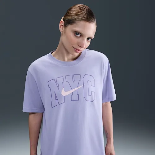 Nike Sportswear Essential жіноча футболка колір фіолетовий