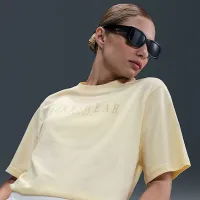 Nike Sportswear женская Boxy футболка цвет коричневый