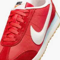 Nike Pacific женская Кроссовки цвет красный