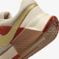 Nike GP Challenge 1 Premium женская Hard Court Tennis Кроссовки цвет коричневый