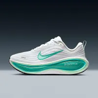 Nike Vomero Plus женская Road Running Кроссовки (Extra Wide) цвет белый