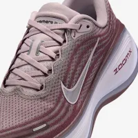 Nike Vomero Plus женская Road Running Кроссовки цвет фиолетовый