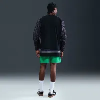 Nike Club чоловічі Woven Flow шорти колір зелений