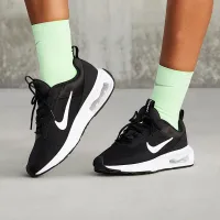Nike Air Max INTRLK Lite жіноча Кросівки колір чорний