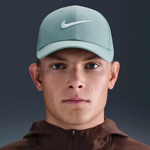 Nike Dri-FIT Club Structuцвет красный Swoosh Cap цвет зеленый