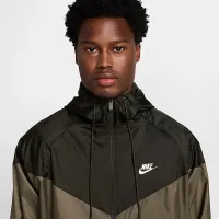 Nike Sportswear Windrunner мужские Hooded Куртка цвет зеленый