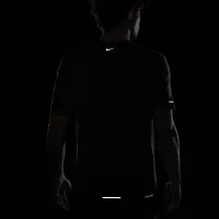 Nike Rise 365 Running Division чоловічі Dri-FIT Running Top колір чорний