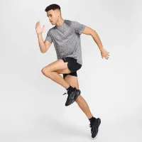 Nike Stride чоловічі Dri-FIT ADV Short-Sleeve Running Top колір чорний