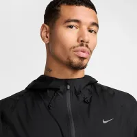 Nike Running Division чоловічі Storm-FIT ADV Running Куртка колір чорний