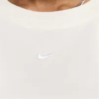 Nike Sportswear Essential женская футболка цвет белый
