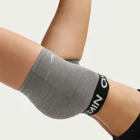 Nike Pro женская Mid-Rise 3