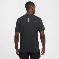 Nike Rise 365 Running Division чоловічі Dri-FIT Short-Sleeve Running Top колір чорний