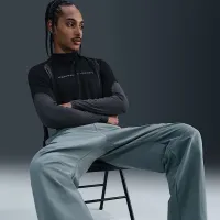 Nike Tech чоловічі Base Layer Long Sleeve Top колір чорний