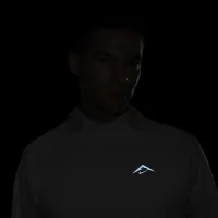 Nike Trail чоловічі Dri-FIT UV Long-Sleeve Hooded Running Top колір білий