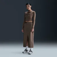 Nike Sportswear Chill Knit жіноча Slim Cropped футболка колір коричневий