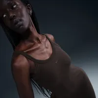 Nike Sportswear Chill Knit женская Tight Mini-Rib Tank Костюм цвет коричневый