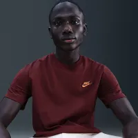 Nike Sportswear Club мужские футболка цвет красный