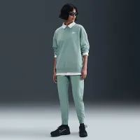 Nike Sportswear Club Fleece женская Loose Crew-Neck свитшот цвет зеленый