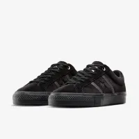 Nike Converse x UNDEFEATED One Star Academy Pro колір чорний