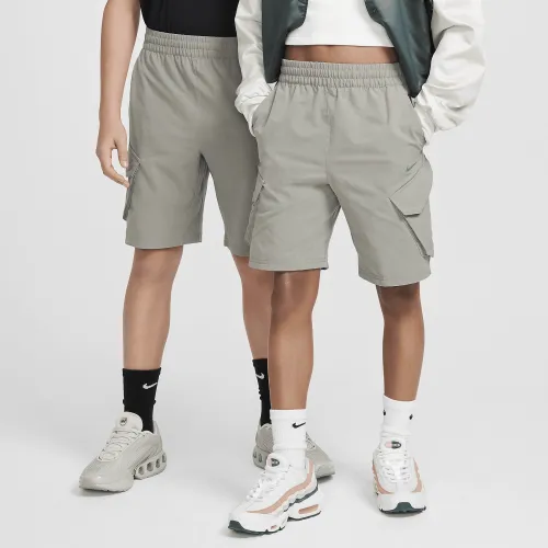 Nike Sportswear City Utility Big детские Cargo шорты цвет серый