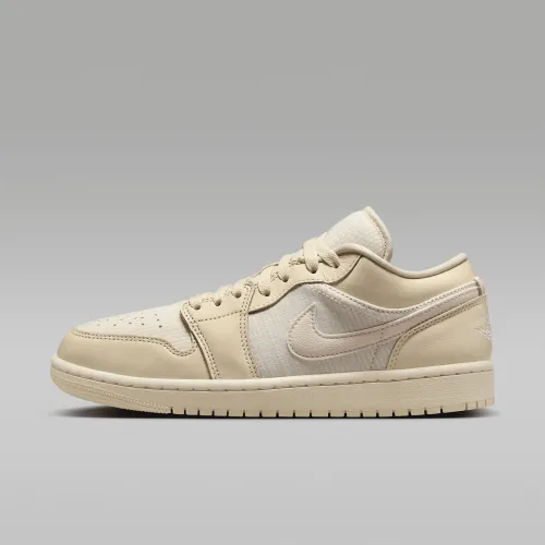 Nike Air Jordan 1 Low SE жіноча Кросівки колір коричневий
