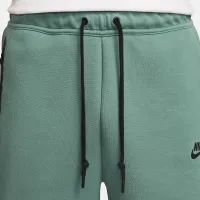 Nike Sportswear Tech Fleece мужские шорты цвет зеленый