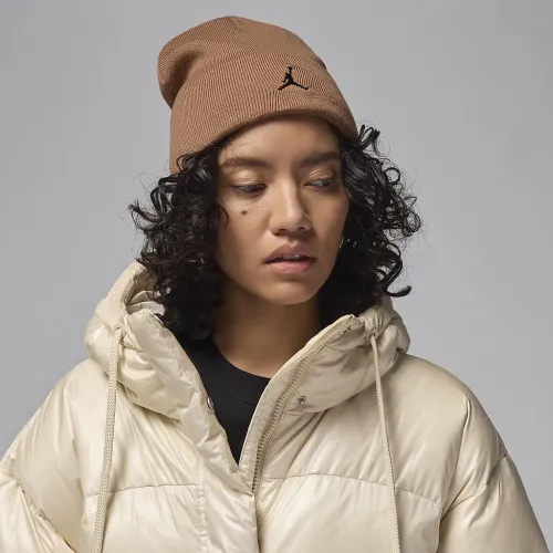 Nike Jordan Peak Essential Beanie колір коричневий
