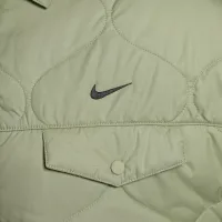 Nike Sportswear Essential жіноча Quilted Trench колір зелений