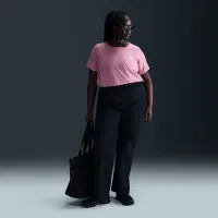Nike Sportswear Club Essentials жіноча футболка (великі розміри) Pink